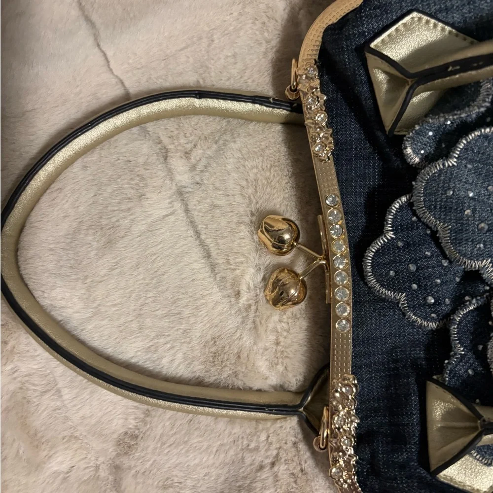 Source Unknown Denim and Gold Floral Shoulder Bag - Picture 8 of 8